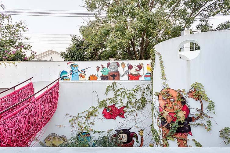 Grown-up Playhouse - Street Art - Street Art Haven - Sao Paulo 08