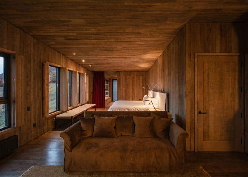 Patagonia Minimalist Chalets - Felipe Assadi - Architects 08