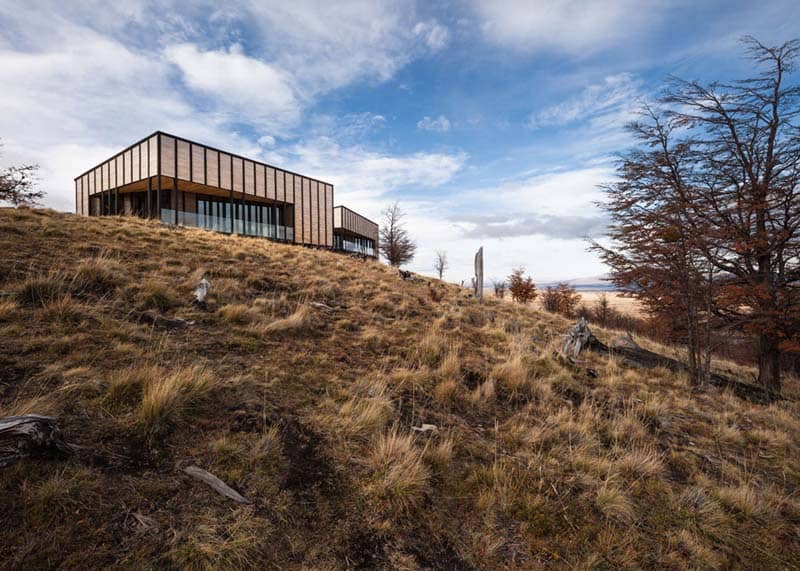 Patagonia Minimalist Chalets - Felipe Assadi - Architects 12