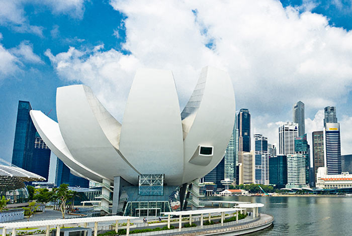 National Gallery Singapore - ArtScience Museum - Minimalism - Space - Light - Object - ArtScience Museum